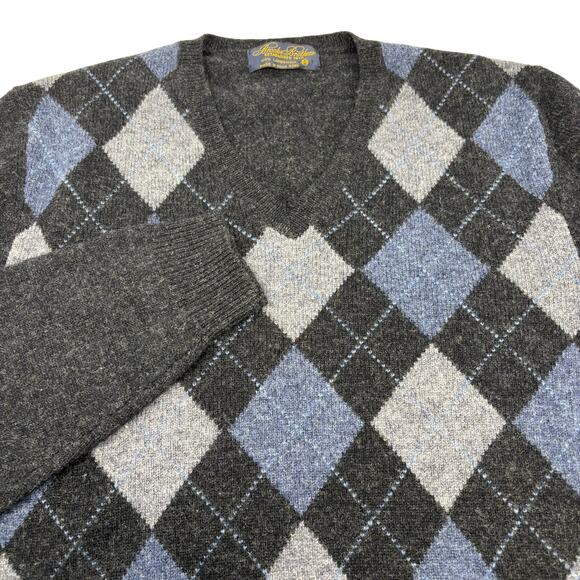 Brooks Brothers Medium Black V-Neck Argyle Diamond Long Sleeve Lambswool Sweater - Picture 1 of 5